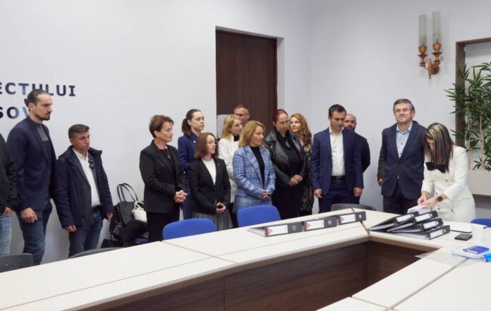 USR Brașov a depus la Biroul Electoral Județean candidaturile pentru Parlamentul României: Allen Coliban și Irineu Darău deschid cele două liste de candidați