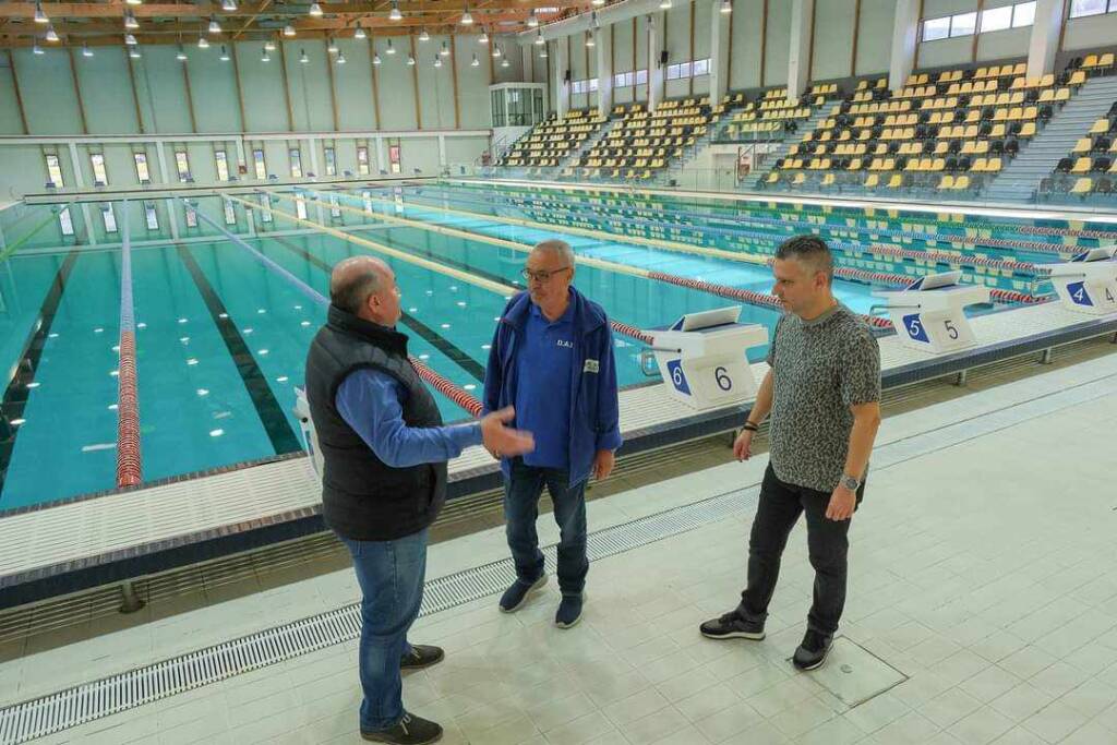 De astăzi se redeschide Bazinul Olimpic din Brașov! Baza sportivă aflată în administrarea DAIS a fost închisă aproape 3 luni!