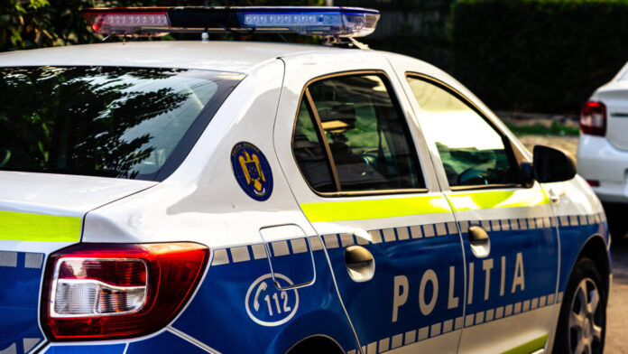 Șoferi sub influența alcoolului, implicați în incidente rutiere. Conducători fără permise, unul conducea un moped, celălalt un autoturism, depistați de polițiști