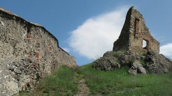Pe scara Richter: Fortificaţiile din Braşov, martore ale marilor cutremure