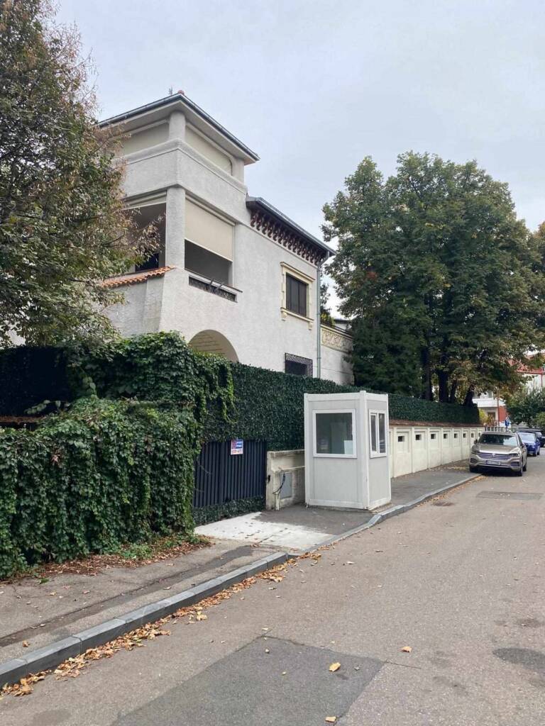 Vila în care ar fi locuit Marcel Ciolacu și apropiata sa împreună cu bebelușul 