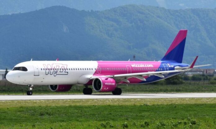 Ajustări de orar la Aeroportul Brașov: Wizz Air reduce frecvența zborurilor spre Londra