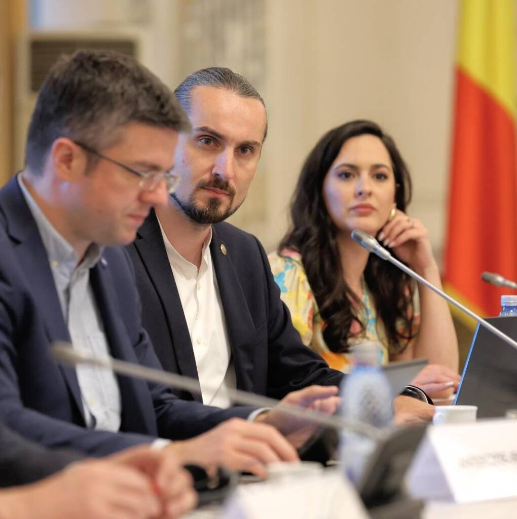 România trebuie să-și continue parcursul european și euroatlantic. Elena Lasconi și USR sunt hotărâți să țină piept celor care vor să ne scoată în afara UE și NATO