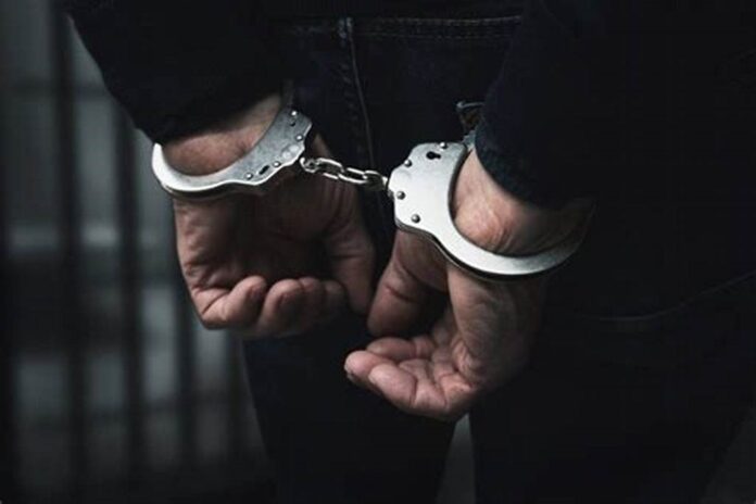 Urmărit național, condamnat pentru infracțiuni comise cu violență, depistat de polițiști în zona Gării Brașov