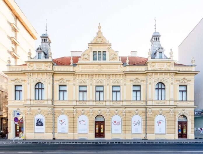 Muzeul de Artă Brașov, închis temporar