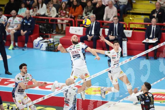 Volei: Corona – Trentino e meciul anului la Brașov