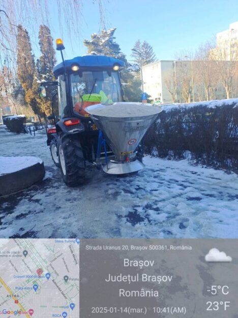 FOTO: Acțiuni de deszăpezire în Brașov, în zone importante