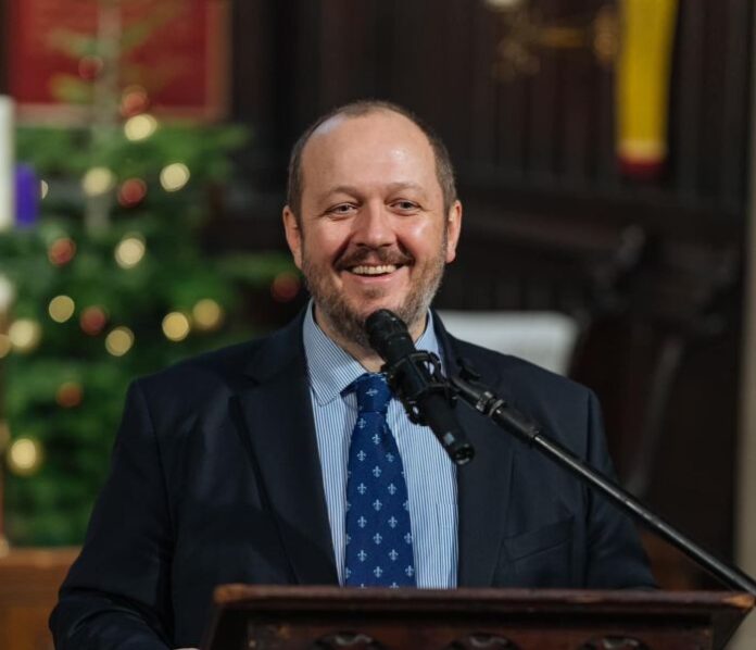 Adrian Papahagi: „«Suveranismul» pe placul lui Georgescu și AUR, deci al lui Putin, e cel mai mare dușman al suveranității României”