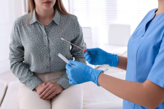 (P) Importanța testului HPV pentru femeile peste 30 de ani