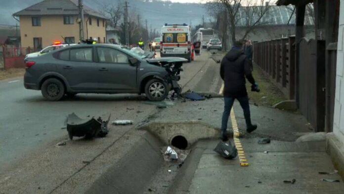 O mașină a anunțat automat la 112, că a avut un accident. Șoferul a murit