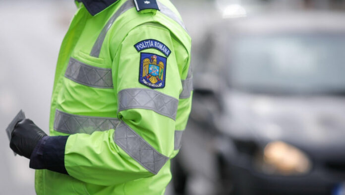 Polițiștii și jandarmii au acționat în weekend: 171 persoane legitimate, 3 societăți comerciale și aproximativ 100 autovehicule verificate