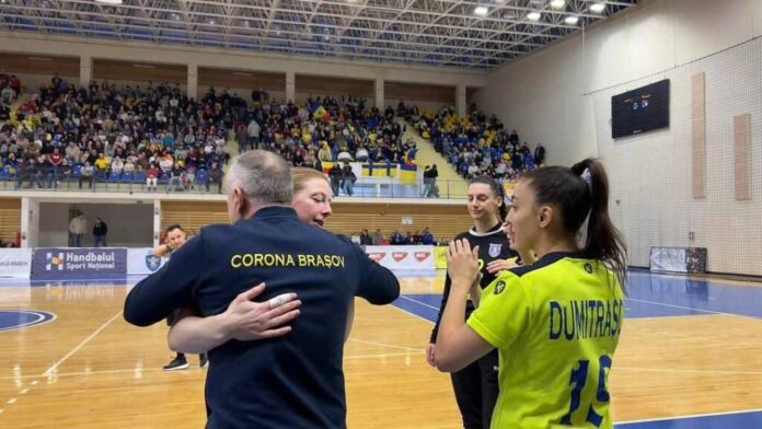 Handbal feminin: Corona Brașov s-a calificat fără probleme în sferturile Cupei României