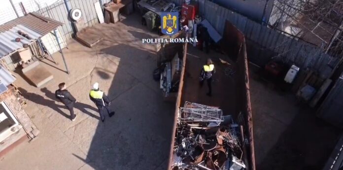 Amenzi de aproape 40.000 de lei, după ce polițiștii au verificat societăți comerciale care se ocupă cu colectarea deșeurilor și au controlat peste 90 de vehicule