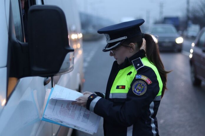 160 de autovehicule verificate și 163 de persoane legitimate, în urma unor filtre rutiere în Bran, Fundata și Moieciu