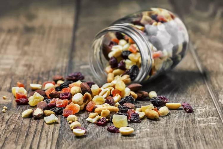 Recomandate de nutriționiști autorizați: Zece gustări sănătoase între mese