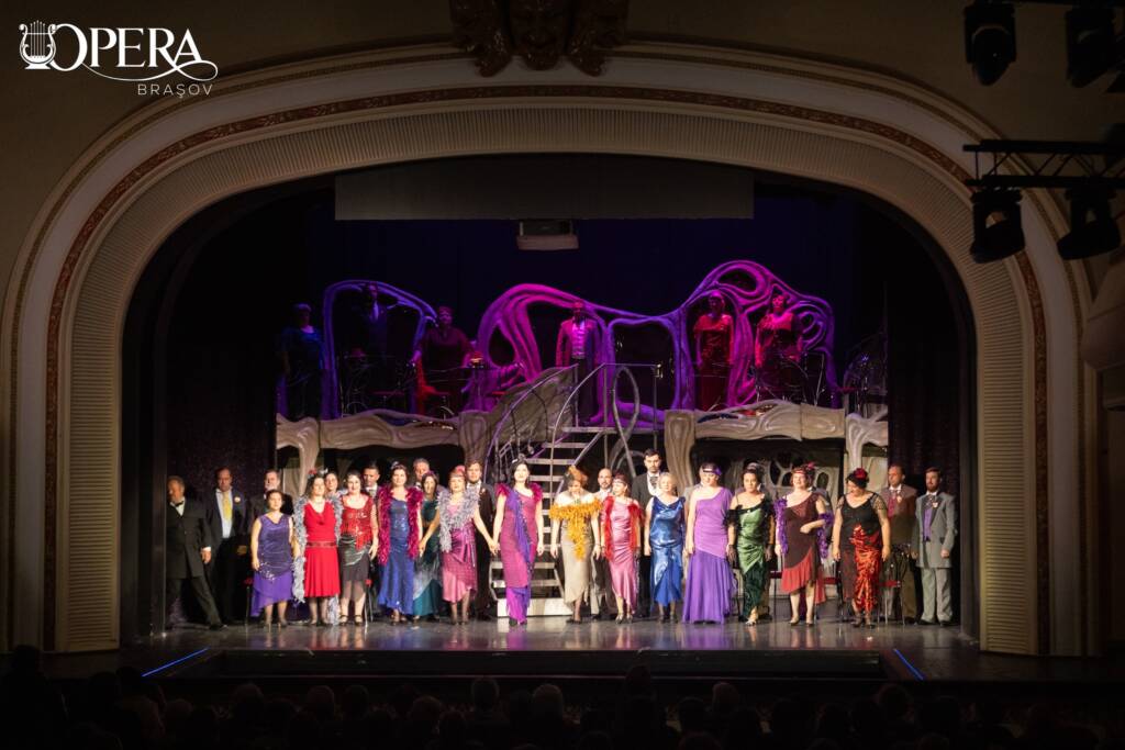„Silvia”, una dintre cele mai celebre operete, pe scena Operei Brașov. Premiera mondială a avut loc la 17 noiembrie 1915, la Teatrul „Johann Strauss” din Viena