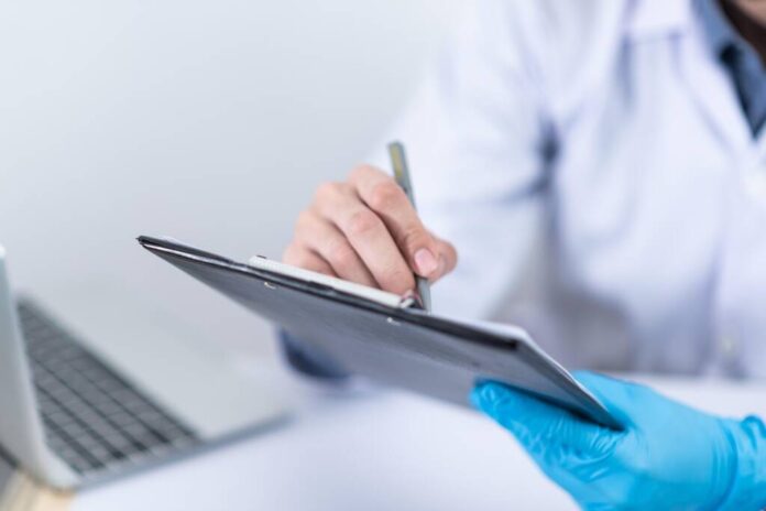 Organizația Salvați Copiii: „Accesul limitat la servicii medicale de sănătate are consecințe dramatice pentru copiii din mediul rural