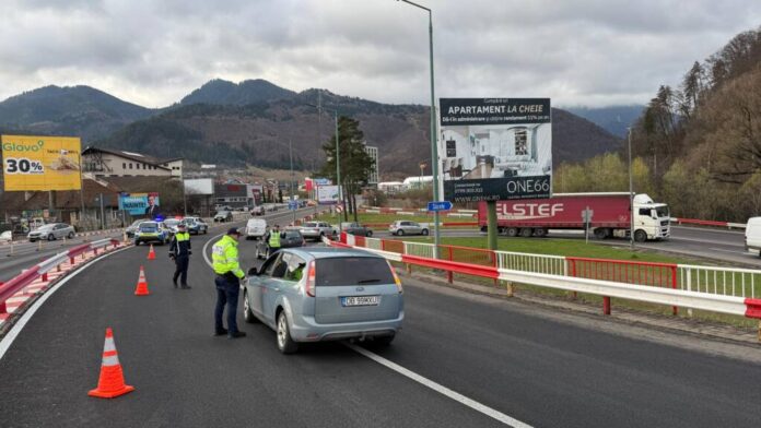 Circulație oprită pe DN1 Brașov-București, în zona Comarnic, din cauza unei defecțiuni tehnice la o autocisternă încărcată cu acid sulfuric. Nu sunt victime; nu există pericol de explozie