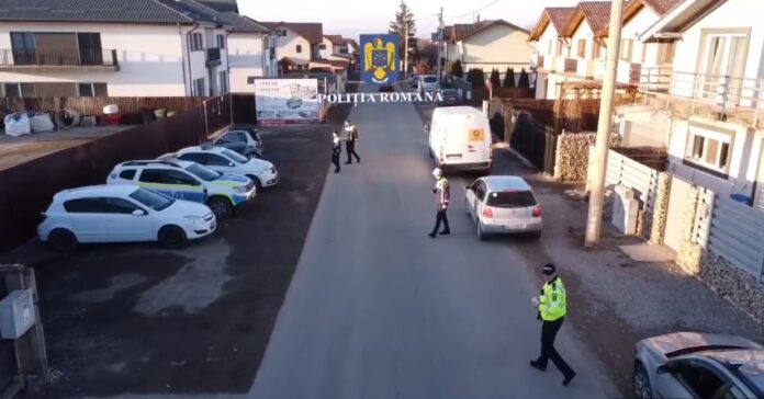 Zeci de abateri contravenționale, descoperite de polițiști în Brașov, Prejmer și Tărlungeni (VIDEO)
