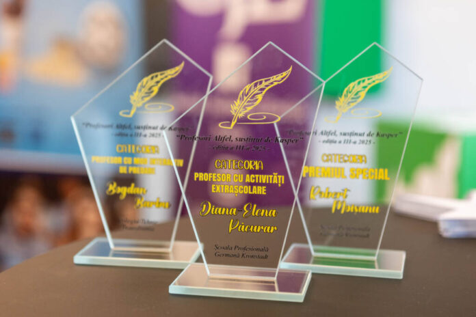 Profesori altfel brașoveni, premiați de elevi