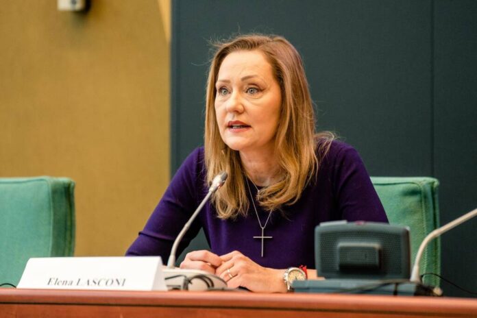 Elena Lasconi își anunță demisia din funcția de președintă a USR