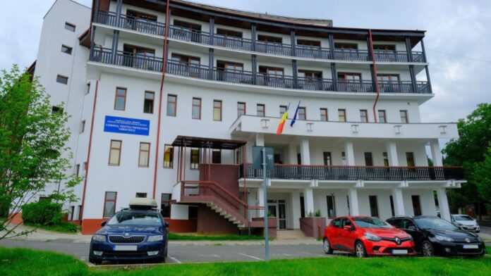 Secția de Psihiatrie de la Zărnești se mută la Căminul pentru vârstnici din Noua Secția de Psihiatrie de la Zărnești se mută la Căminul pentru vârstnici din Noua