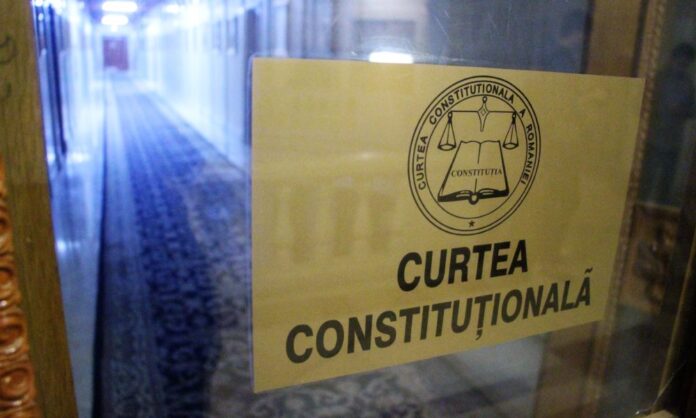 CCR a hotărât că declarațiile de avere și de interese ale demnitarilor rămân secrete. La fel și pentru soți și copii