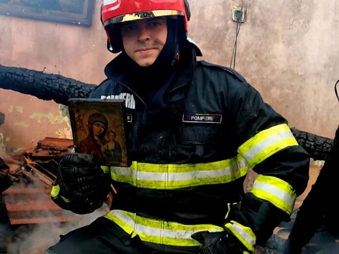 Minune în Săcele: Icoană cu Maica Domnului, neatinsă de flăcări într-un incendiu devastator