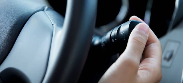 Șofer fără permis, băut, oprit în Rupea. Tânăr care conducea fără permis, băut și drogat, depistat în Predeal