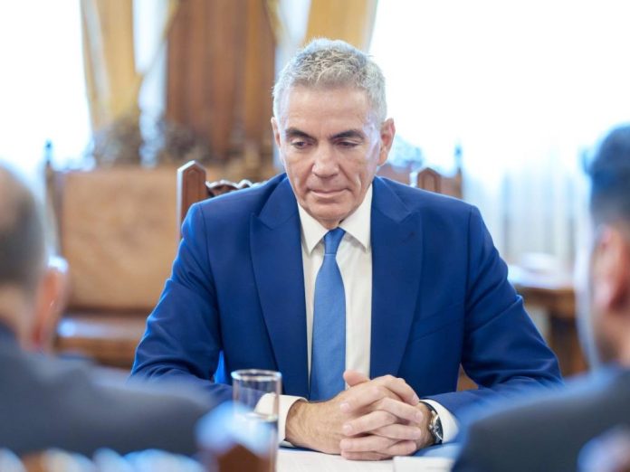 Presiuni pentru demiterea vicepremierului Dragoș Anastasiu. Bolojan:„Nu s-a luat nicio decizie...”