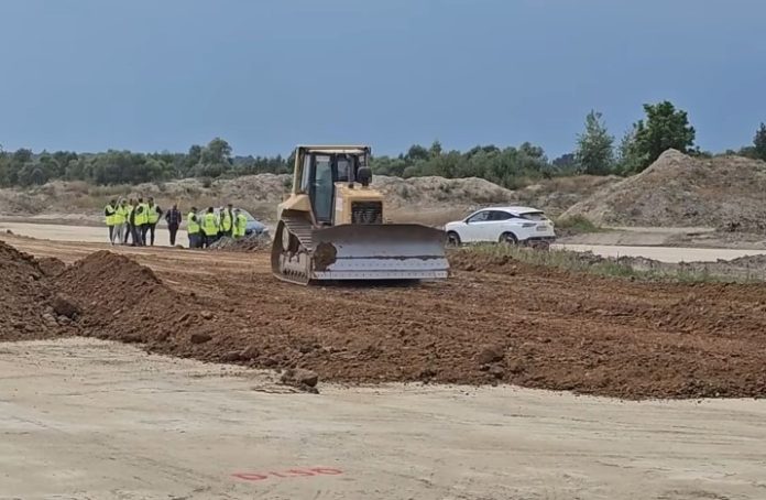 Autostrada Sâmbăta de Sus – Făgăraş a intrat în etapa construcţiei