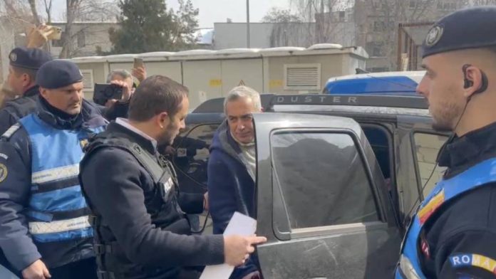 Călin Georgescu a fost amendat cu peste 50.000 de lei pentru că a colectat datele personale ale românilor fără acordul lor