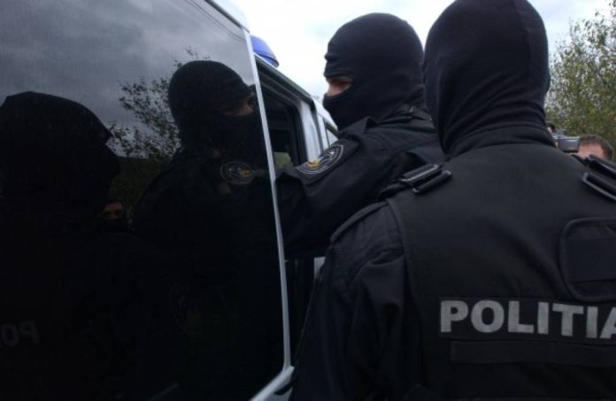 Percheziții în Ilfov, Prahova și Constanța și la domiciliul lui Piedone, șeful Protecției Consumatorilor fiind suspectat de corupție