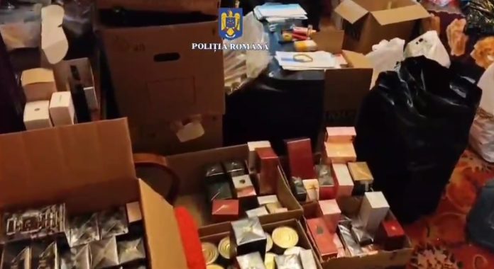 Produse din Turcia, aduse ilegal în România: Persoane arestate pentru comerț cu țigări de contrabandă și produse contrafăcute