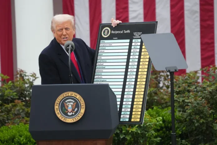 Donald Trump anunță tarife de 30% pentru UE și avertizează împotriva unei riposte 