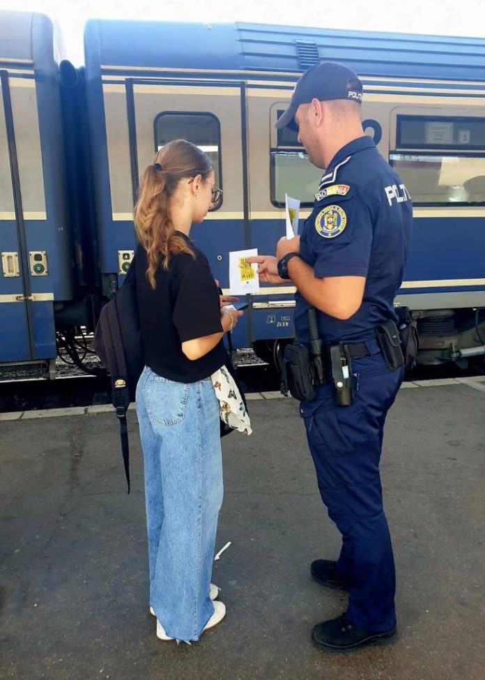 „Selfie-ul pe tren nu ia like-uri, ia vieți”, au transmis polițiștii în zona Gării Brașov