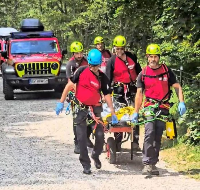 Protejarea vieților omenești în mediul montan: 28 august, Ziua Internațională a Salvării Montane