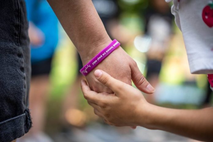 Ajungem MARI Brașov caută 25 de voluntari care să devină prietenii copiilor instituționalizați