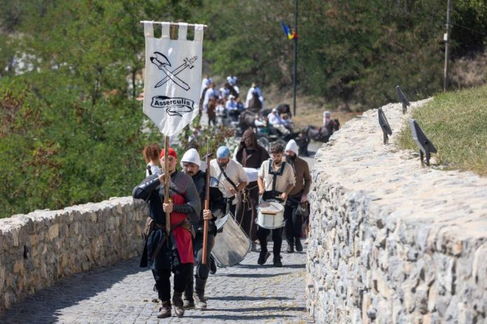 Festivalul “Cavalerii Teutoni se ȋntorc ȋn Cetatea Feldioara”, în perioada 30–31 august