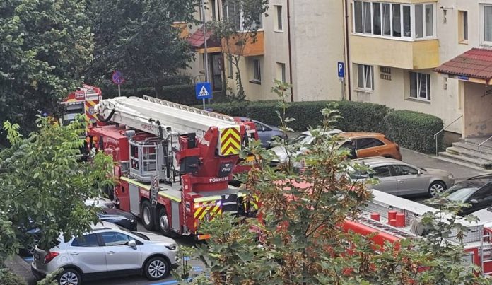 UPDATE/ Explozie urmată de incendiu la un apartament din Brașov