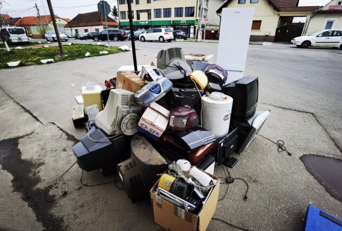 Mâine, se colectează deșeuri electrice în Bod și Sânpetru