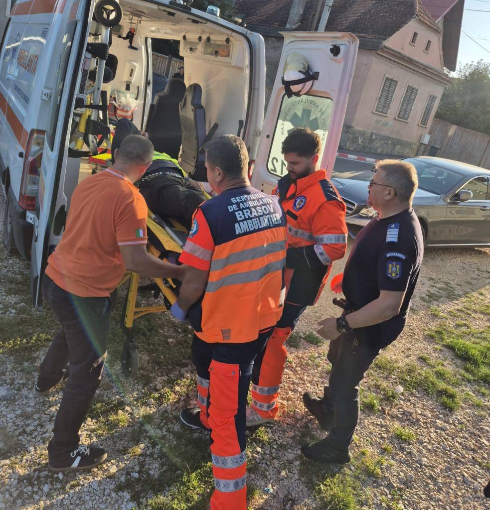 Jandarmii din Săcele au intervenit să ajute un bărbat al cărui picior a fost prins sub roata unei autoutilitare