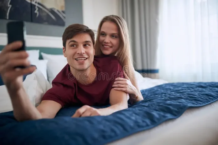 Un lanț hotelier din Polonia oferă recompense cuplurilor care concep copii în unitățile sale