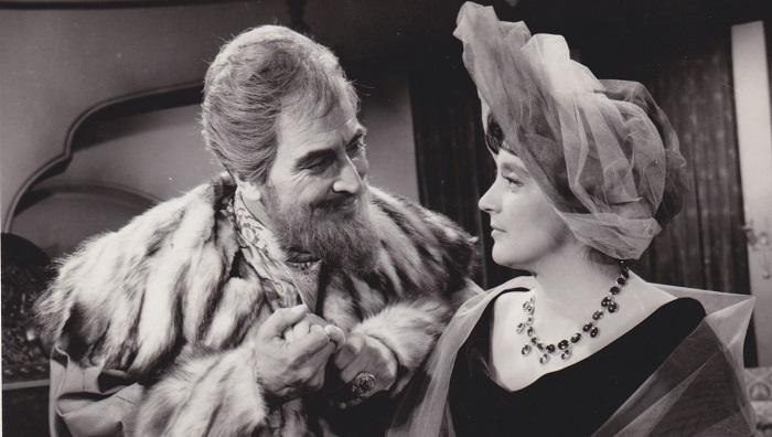 Mai mult decât un film: Prințesa roșie s-a măritat la Brașov
