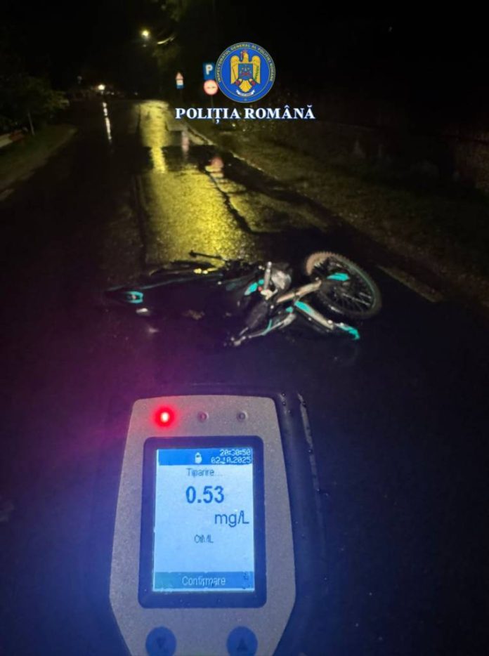 A încercat să scape de polițiști, dar nu a reușit: Motociclist cercetat penal pentru că a condus băut, fără permis, o motocicletă neînmatriculată