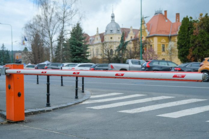 Dacă Bucureștiul pune taxă de intrare, Brașovul vrea să taxeze aerul curat?
