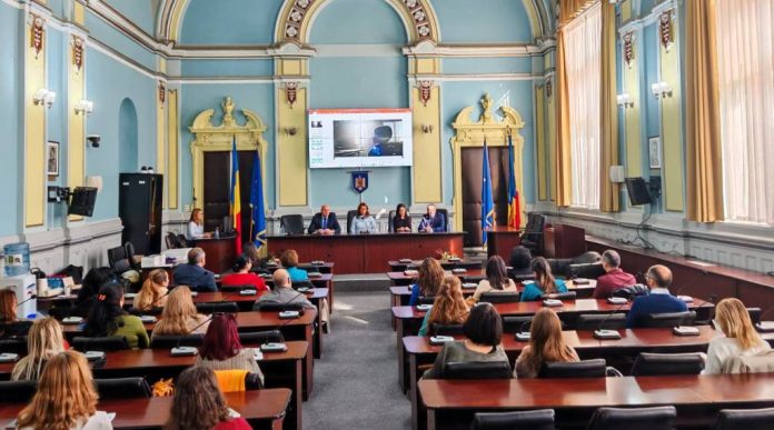 Proiectul „Construind punți pentru prevenție – ADHD, dependențe și intervenție timpurie”, lansat la Brașov
