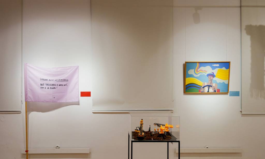 Expoziția „Un trecut care nu trece. Comunismul și moștenirea sa artistică” ajunge la final cu un tur ghidat tematic