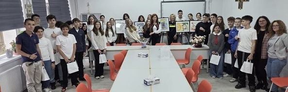 "Dă-ți jos masca!", pentru conștientizarea traficului de droguri: Elevii Școlii Gimnaziale nr. 30 Brașov au participat la un concurs de creație