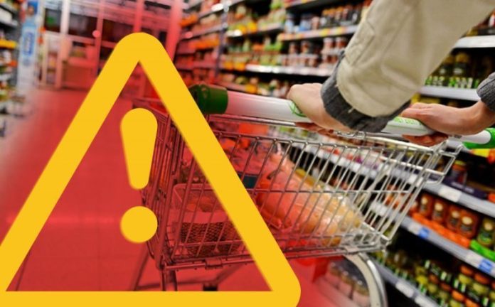 Alertă alimentară europeană ignorată în România: Somon, creveți și fructe de mare contaminate cu Listeria